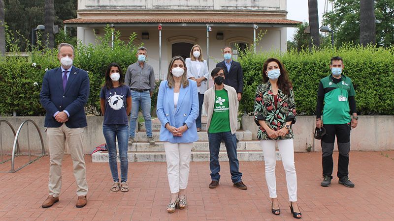 Ayuntamiento y empresas muestran su apoyo al plan 'Reconstrucción verde' de Aguas de Huelva