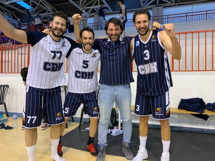 Pedro Vadillo se muestra “muy feliz” tras lograr el pase gracias a 'una defensa increíble'