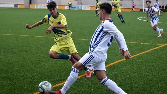 El Recre Juvenil cae goleado en Almería y se complica la salvación (4-1)