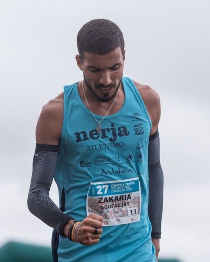 Zakaria Boufaljat, cuarto en el 5.000 del Desafío Nerja