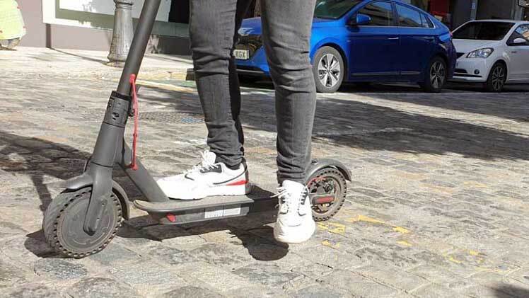 Campaña de tráfico para proteger a los usuarios más vulnerables: ojo con peatones, ciclistas, motos y patines