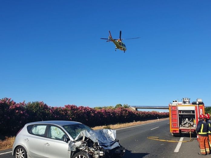 Un fallecido y dos heridos, uno de gravedad, en un accidente en Gibraleón