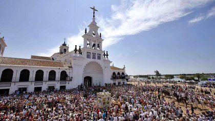 Los negocios del Rocío se frotan las manos ante una romería que prevén 'fuerte'