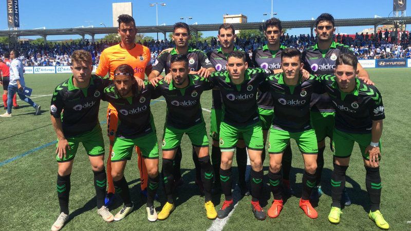 Asciende a Segunda el Racing de Rafa de Vicente y César Negredo a costa del Atlético Baleares de Álvaro Vega