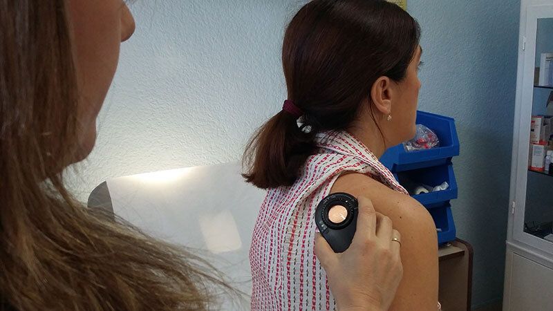 Campaña de detección del cáncer de piel en los hospitales de Huelva