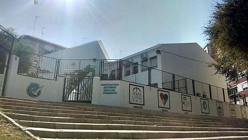 Ansares busca voluntarios para un campamento de verano destinado a personas con autismo