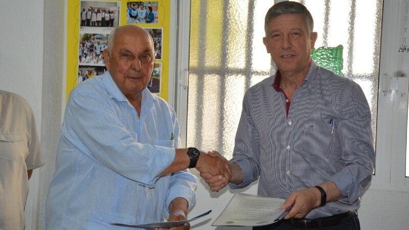 Aonujer celebra su 28 Aniversario con un nuevo convenio con el Ayuntamiento de Palos