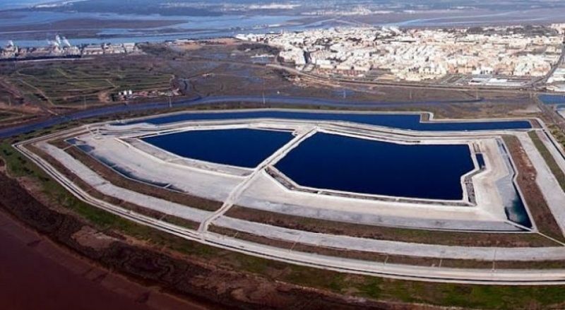 La Audiencia Nacional pide en el plazo máximo de un mes a Fertiberia 65,9 millones para restaurar las balsas de fosfoyesos