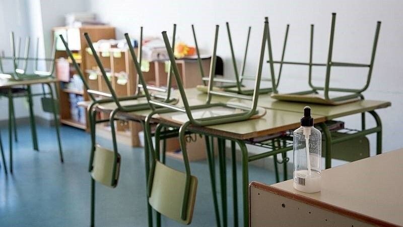 Los docentes ya pueden incorporarse de manera presencial a los centros para la evaluación de alumnos y tareas de coordinación