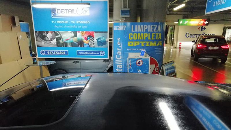 Ofrecen una limpieza con ozono para el coche a cambio de material escolar