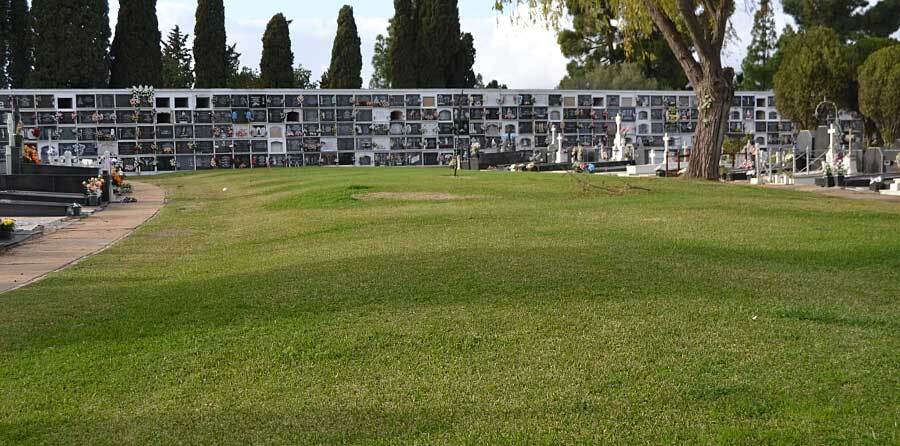 Los memorialistas de Huelva lamentan que Moreno Bonilla se haya plegado a los deseos de la ultraderecha