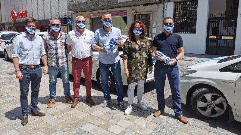 Cs reclama al alcalde que los taxistas onubenses puedan acogerse a una ayuda extraordinaria por licencia de 500 euros