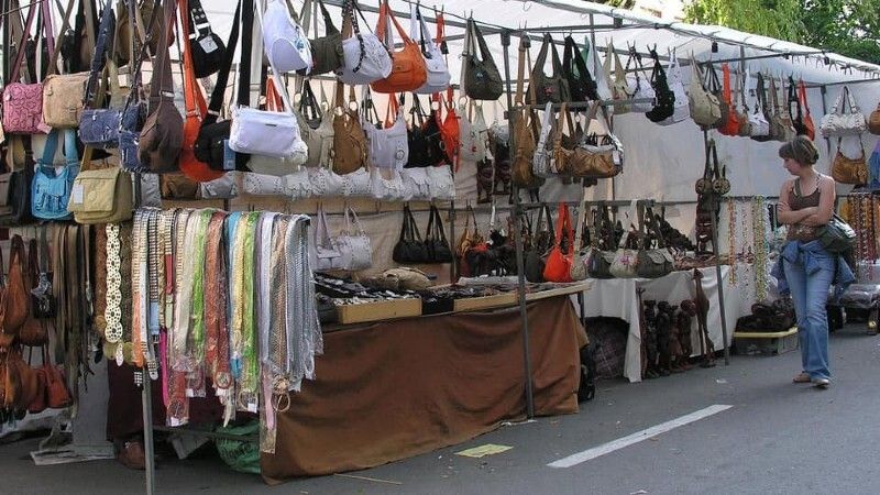 El mercadillo de Ayamonte retoma este sábado su actividad con su horario habitual
