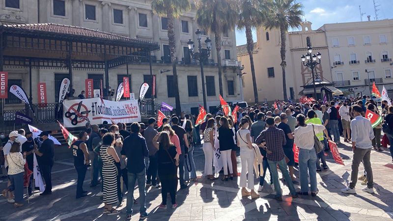 Convocan nueva huelga de 24 horas en Caixabank y se manifestará en Huelva contra los despidos en la entidad