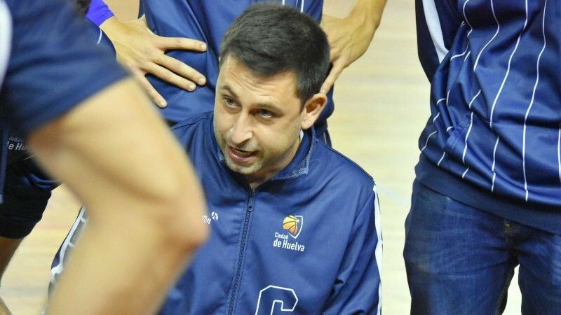 Pedro Vadillo: “La idea es intentar renovar a la mayor parte de la plantilla del año pasado”