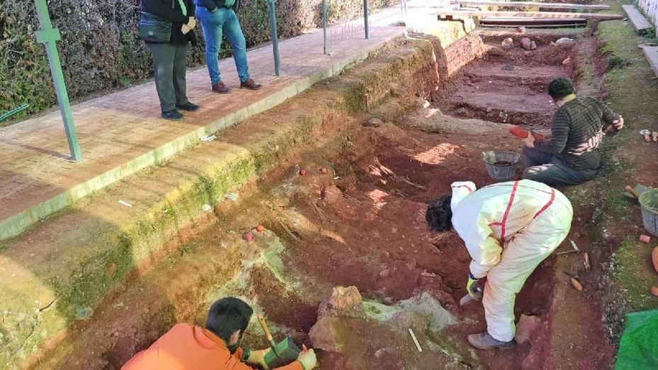 La Asociación para la Memoria Histórica se ofrece a los ayuntamientos para localizar fosas de represaliados