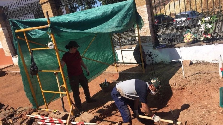 La Asociación de Memoria Histórica ofrece su apoyo a los ayuntamientos para localizar y recuperar fosas