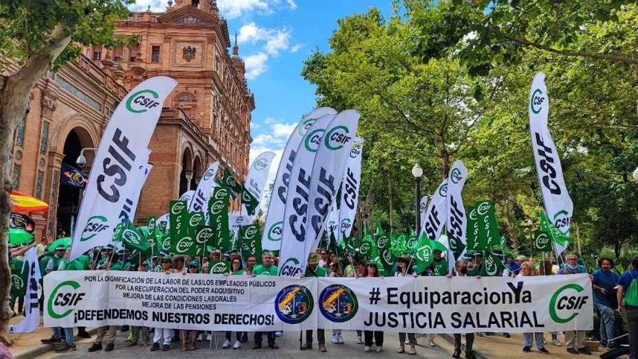 CSIF denuncia que los empleados públicos acumulan una pérdida de poder adquisitivo del 20% y se moviliza para frenar el deterioro de sus condiciones laborales