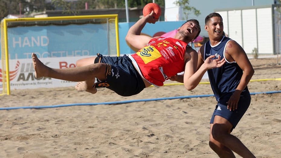 Carlos González arranca el Mundial con España con una victoria y una derrota