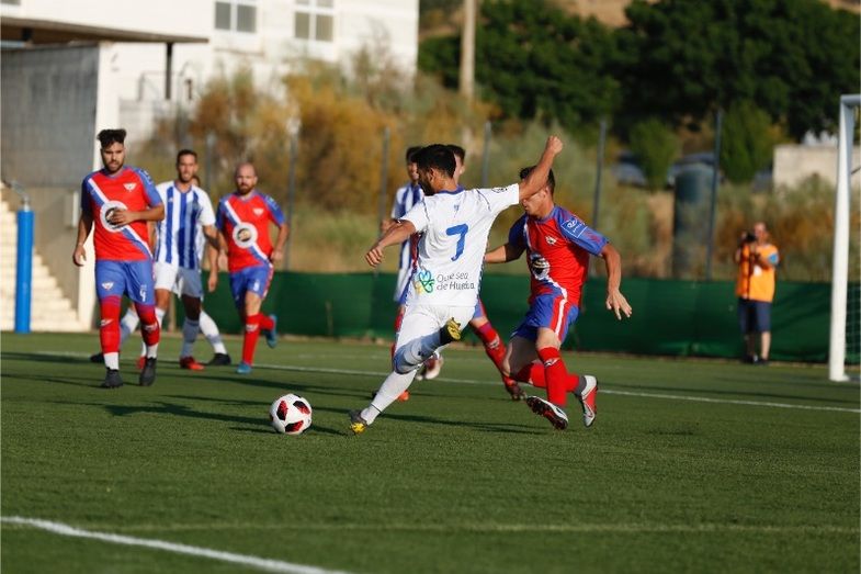 El Recre de Monteagudo gana en Aroche dejando los goles para el final (1-3)