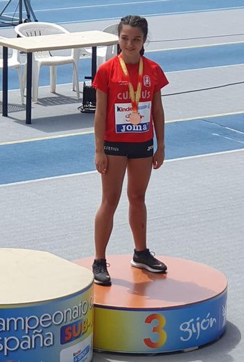 La jabalinista Andrea Barroso se cuelga el bronce en el Nacional Sub 16