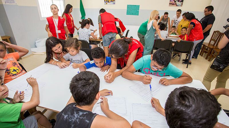 Aguas de Huelva asegura el ocio y la alimentación en su Campamento de Verano