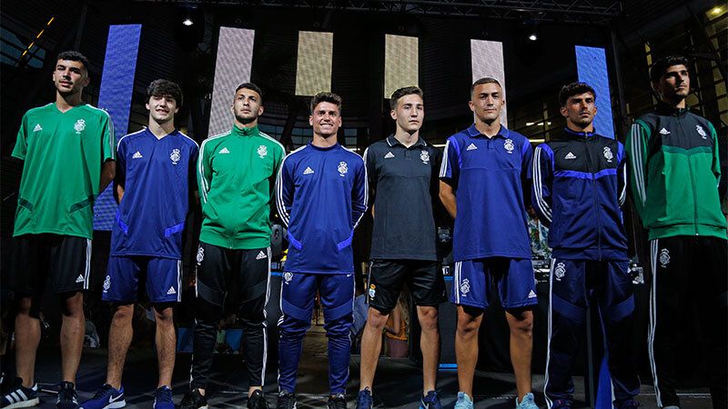 El Decano ya luce sus espectaculares nuevas equipaciones