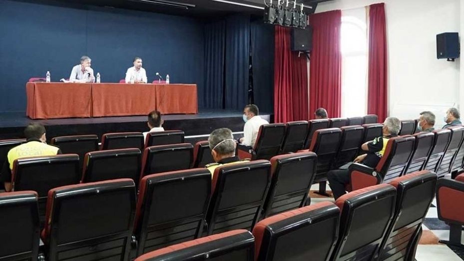Palos y Moguer coordinan un dispositivo para evitar botellones en Mazagón