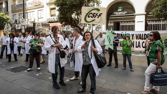 CSIF reclama la carrera profesional para todo el personal del SAS y anuncia movilizaciones si se excluye de la negociación