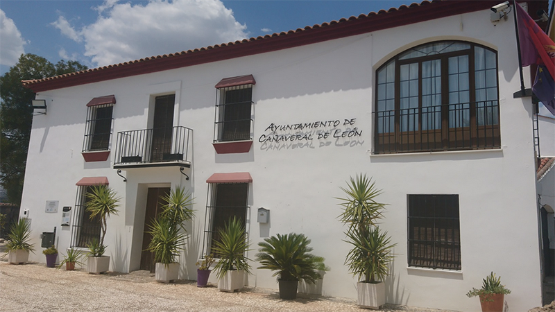El Ayuntamiento de Cañaveral de León cierra por el positivo de uno de sus trabajadores