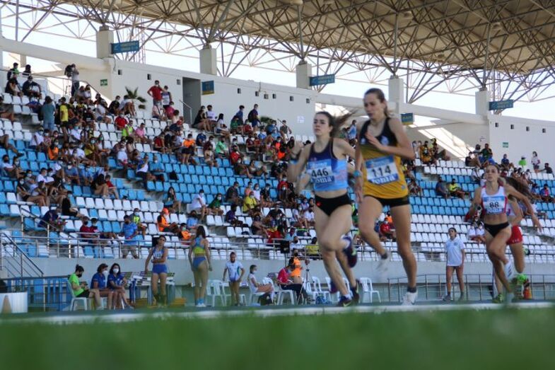 El Nacional Sub 18 de Huelva deja dos récords de España y una discreta actuación onubense