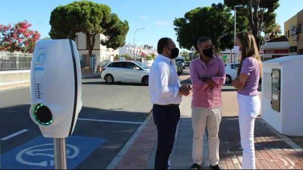 Aljaraque ya cuenta con puntos de recarga para vehículos eléctricos en el pueblo, La Dehesa, Bellavista y Corrales