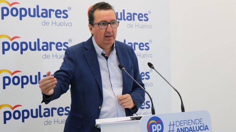 Juanma Moreno propone al onubense Manuel Andrés González para la secretaría primera de la Mesa del Parlamento Andaluz