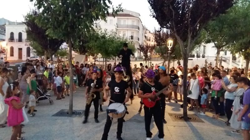 Explosión cultural en la Noche Blanca de Aracena con cuatro espectáculos