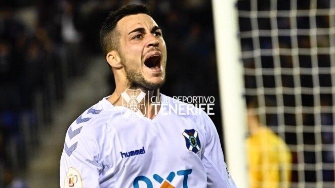 El CD Tenerife anuncia la desvinculación de Joselu Moreno