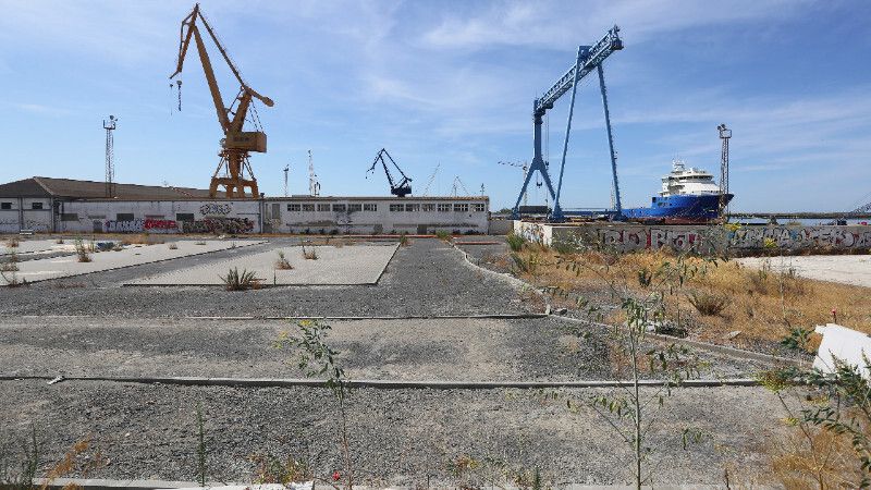 El Puerto de Huelva adjudica las obras de demolición de la antigua nave de astilleros