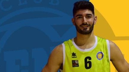 Manu Vázquez: “Espero jugar el playoff a ACB con Ourense”