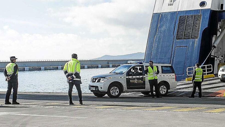 Desarticulada una red que embarcaba grandes cantidades de cocaína hacia Canarias