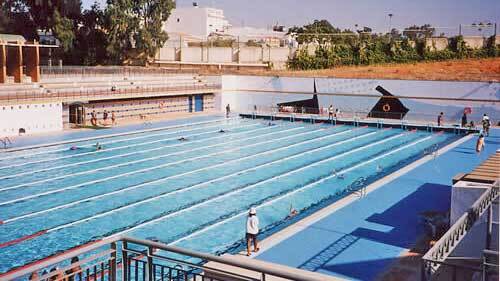 Vox exige que la piscina de la Ciudad Deportiva siga teniendo dimensiones olímpicas