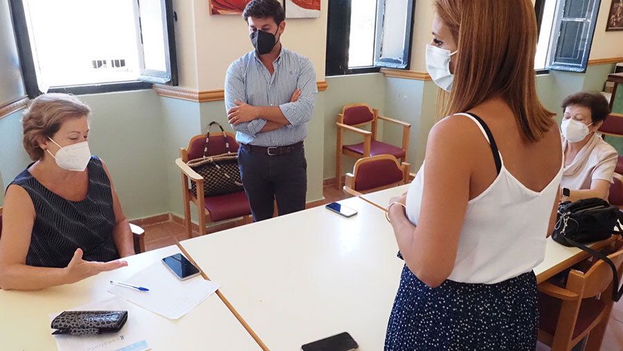 El Ayuntamiento de Palos declara la guerra a la brecha digital