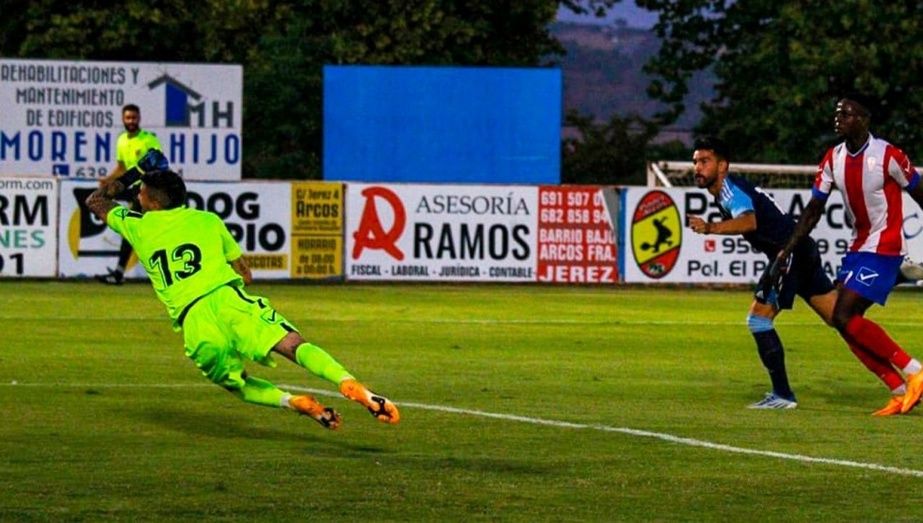 Correctísimo Recre ante el Algeciras en Arcos (1-1)