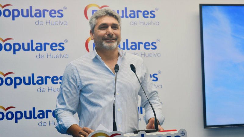 Juan José Cortés cuenta con repetir de diputado, aunque en el PP hay voces que cuestionan su puesto