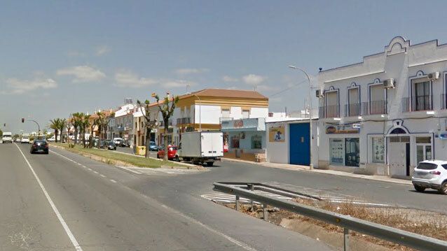 La Policía de Lepe pide ayuda para localizar a un conductor que huyó tras dejar malherido a otro sobre el asfalto