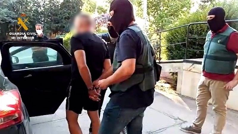 Desarrollan registros en Isla Cristina y Moguer en el marco de una operación contra el narcotráfico