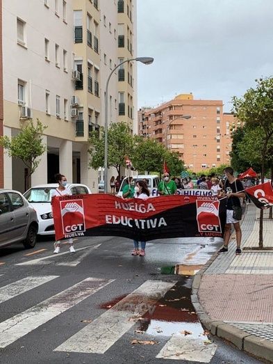 CSIF, ANPE y UGT piden más docentes y recursos para preservar la seguridad en los centros educativos