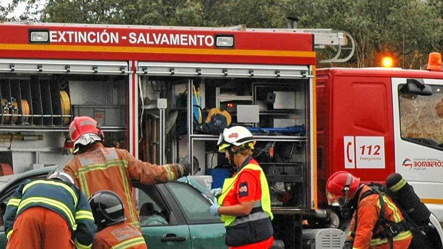 Un accidente de tráfico en Cartaya se salda con cinco heridos