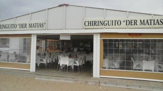 Reabre el chiringuito 'Der Matías' tras dar negativo toda la plantilla en las pruebas del Covid-19