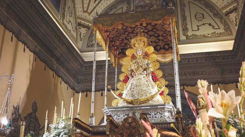 Los simpecados podrán entrar hasta la Virgen del Rocío en sus peregrinaciones