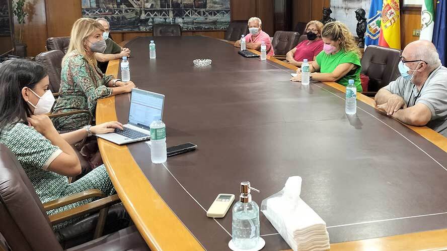 El Puerto de Huelva mantiene un encuentro con la Plataforma Vecinal Distrito 5