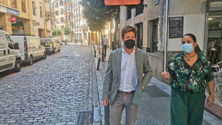 Piden a Gabriel Cruz que aclare si se peatonizalizará las calles Palos y Fernando El Católico